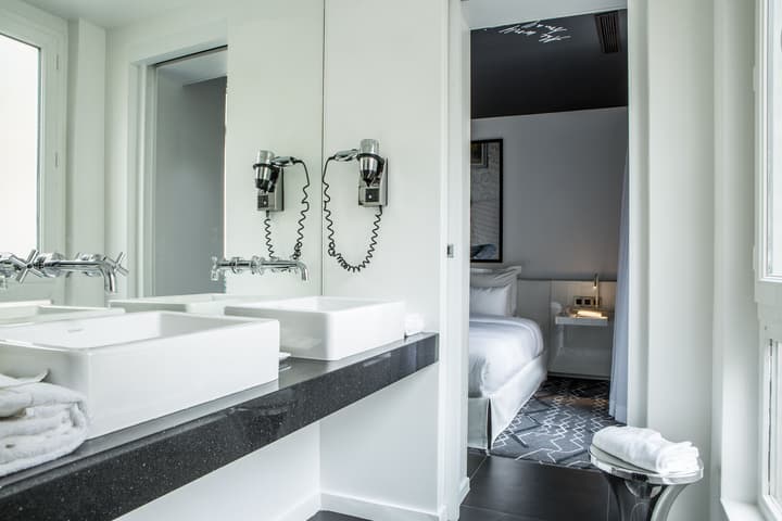 Le General Hotel