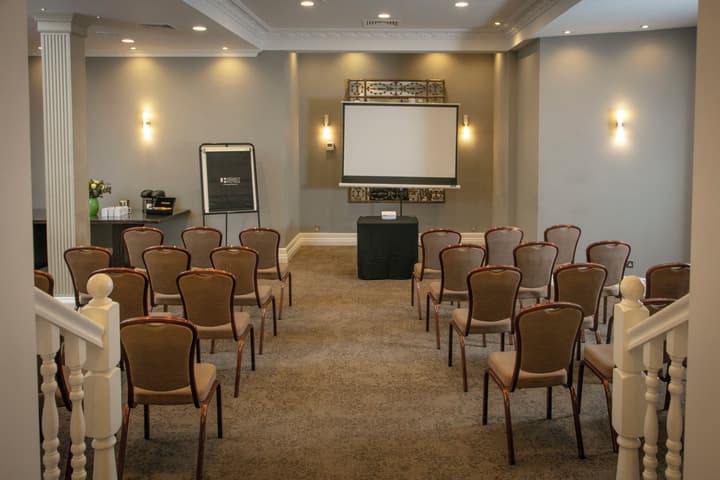 Crabwall Manor Hotel & Spa