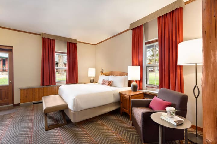 Fairmont Jasper Park Lodge