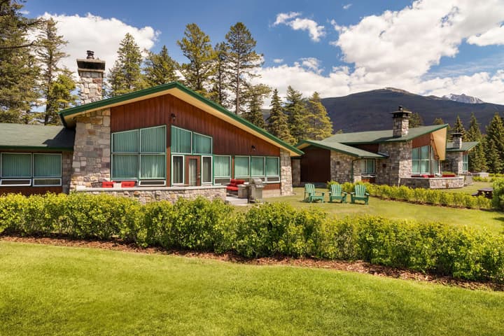 Fairmont Jasper Park Lodge