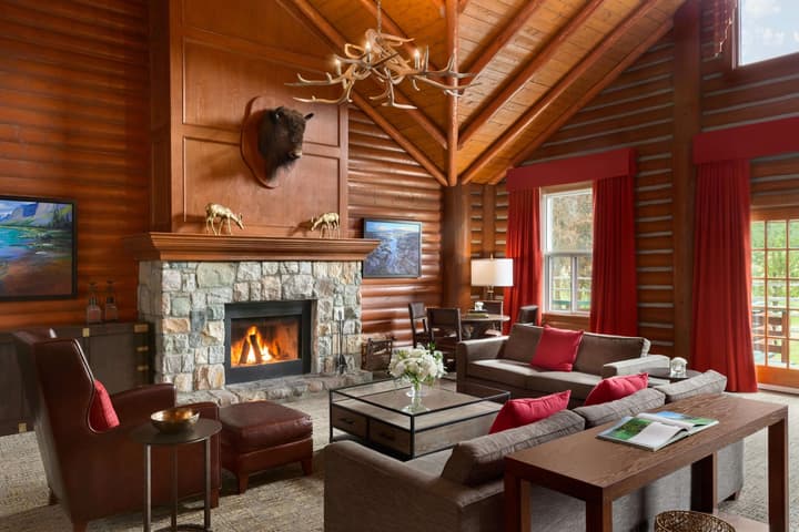 Fairmont Jasper Park Lodge