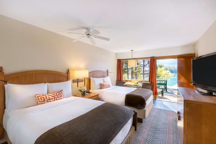 Fairmont Jasper Park Lodge