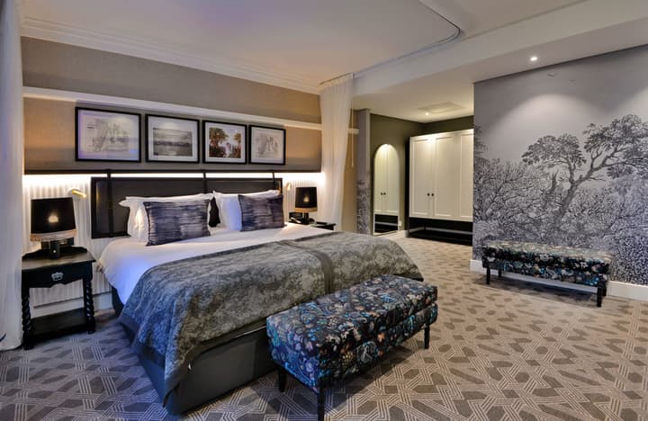 The Victoria Falls Hotel