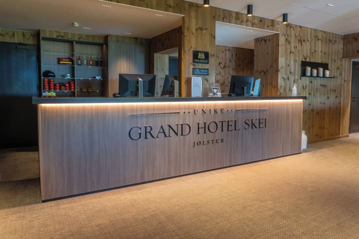 Grand Hotel Skei - Unike Hoteller