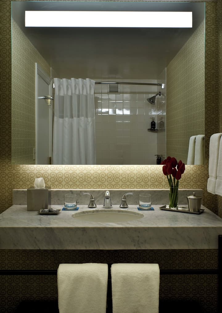Kimpton Hotel Vintage Seattle by IHG