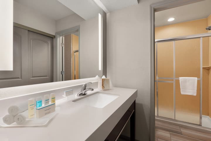 Staybridge Suites Addison Dallas North by IHG