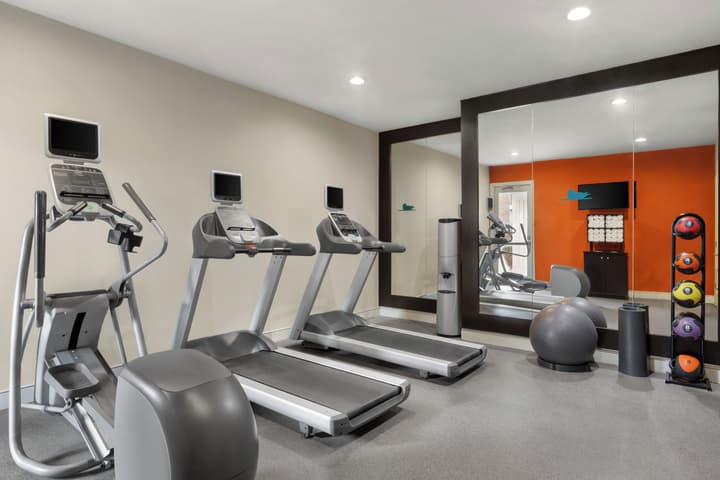 Staybridge Suites Addison Dallas North by IHG