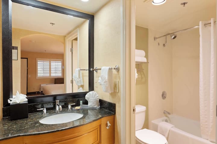 Best Western Plus Las Brisas Hotel