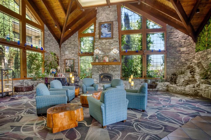 Best Western Plus Yosemite Gateway Inn