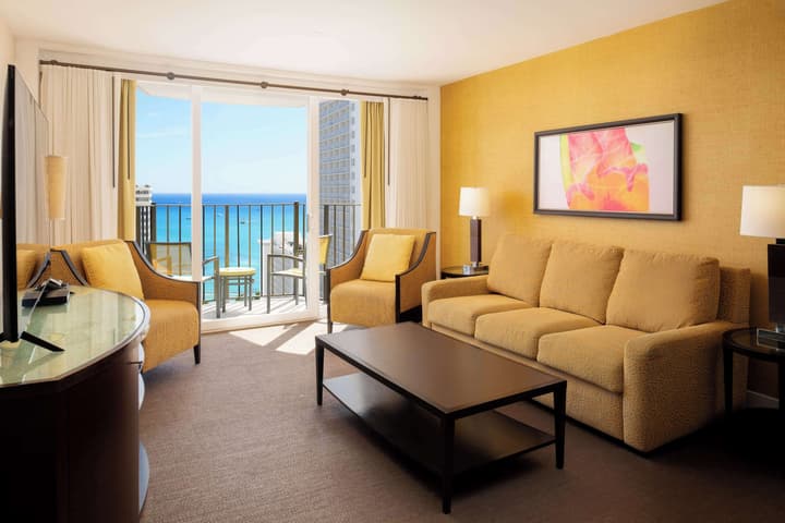 Hilton Waikiki Beach Resort & Spa