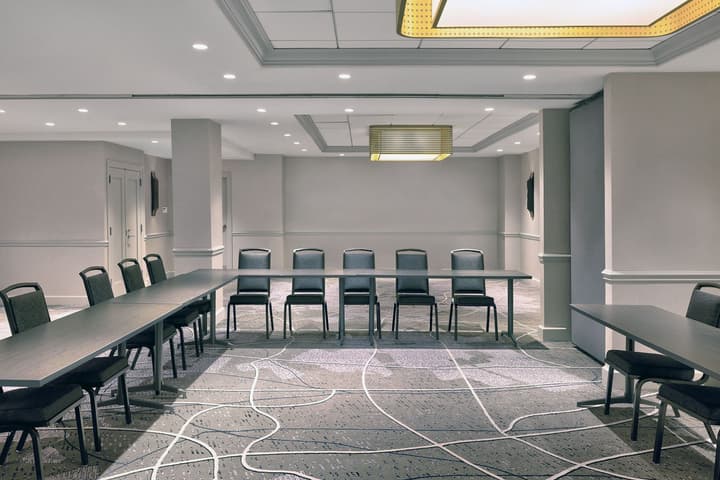 Le Meridien St. Louis Downtown
