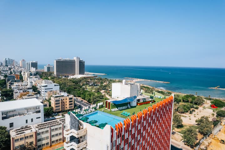 Grand Beach Hotel