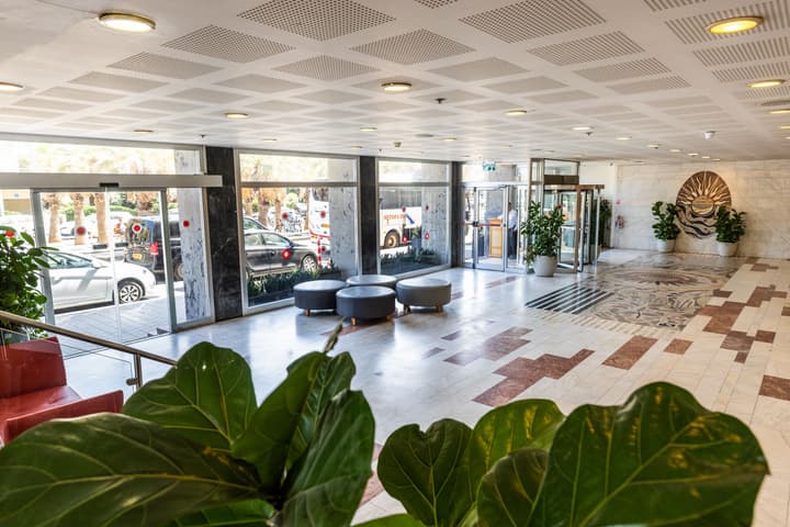 Grand Beach Hotel