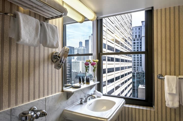 Warwick Allerton - Chicago