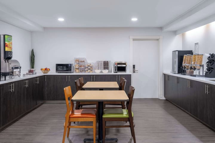 Travelodge Suites by Wyndham Saint John