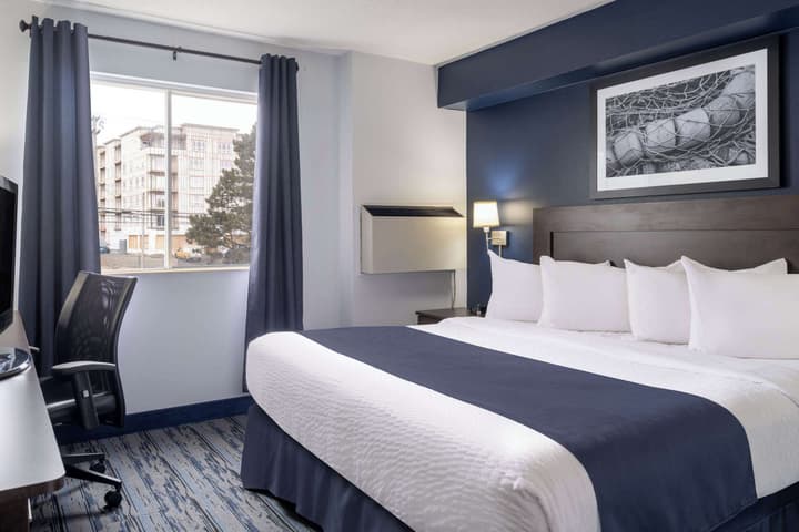 Travelodge Suites by Wyndham Saint John
