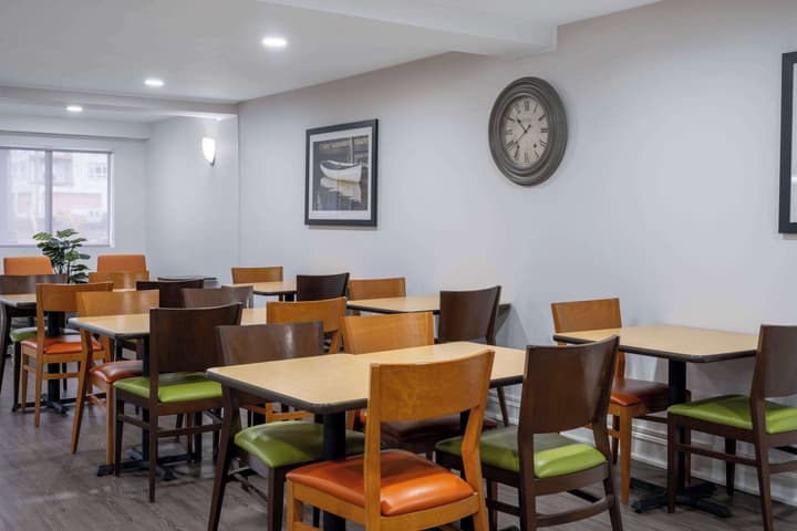 Travelodge Suites by Wyndham Saint John