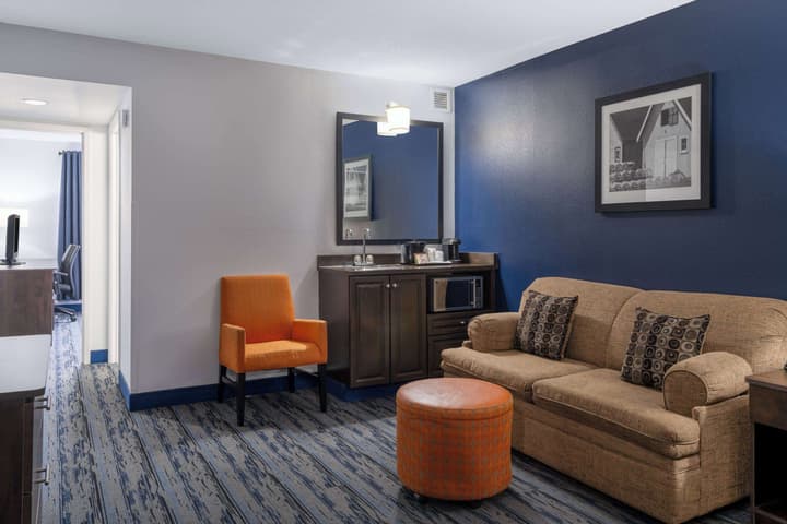 Travelodge Suites by Wyndham Saint John