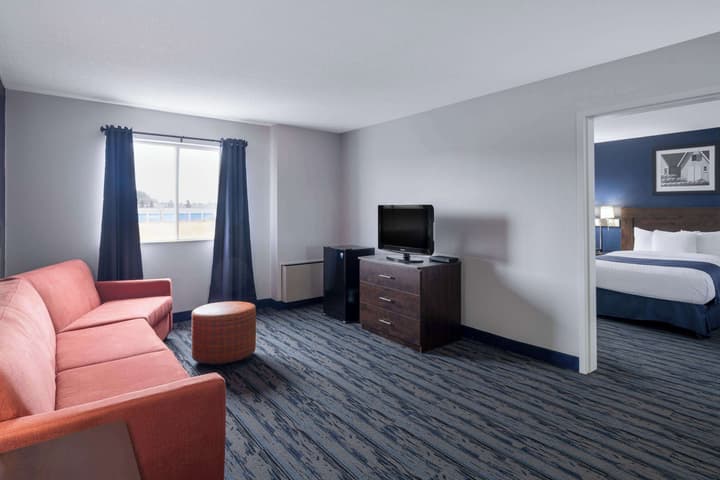 Travelodge Suites by Wyndham Saint John