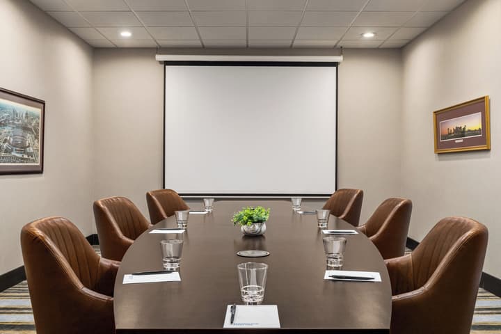 Holiday Inn Nashville Downtown - Stadium by IHG