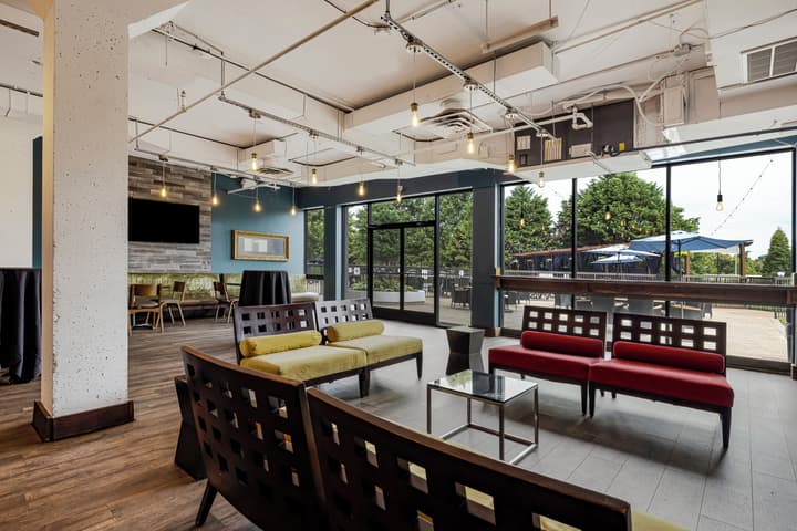 Delta Hotels by Marriott Nashville Airport