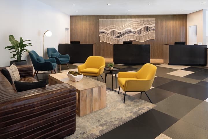 Delta Hotels by Marriott Nashville Airport