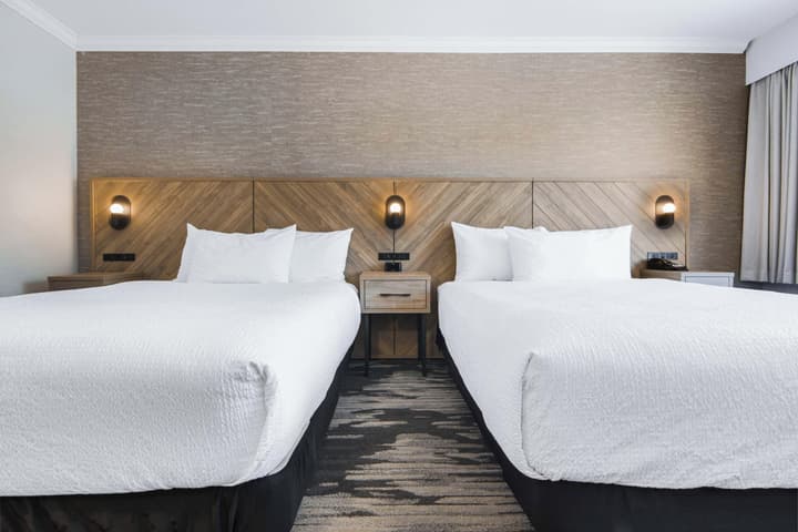 Sandman Hotel & Suites Kelowna