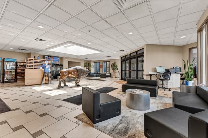 Buffalo Airport Hotel