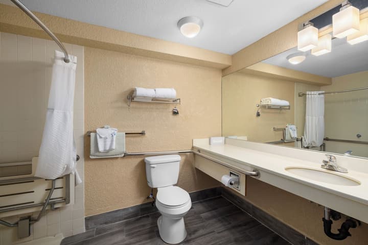 Ramada by Wyndham Portland