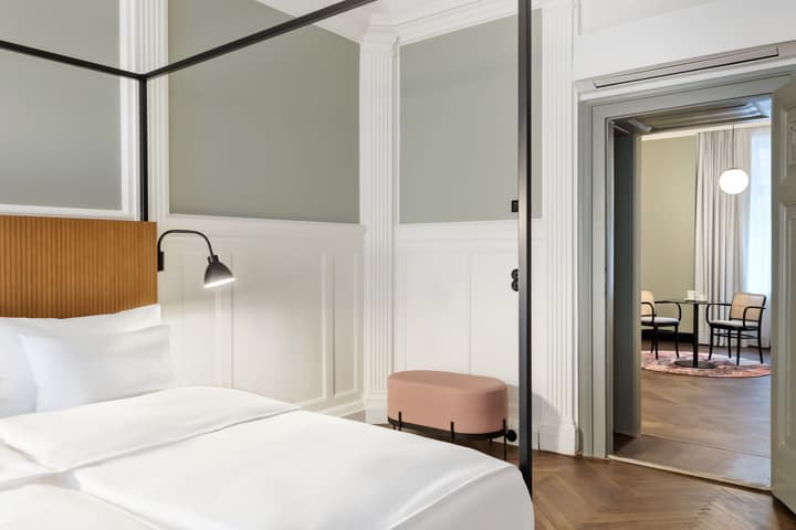 Hotel Astoria Vienna, Curio Collection by Hilton