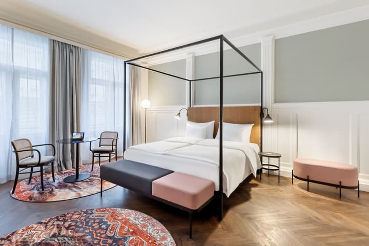 Hotel Astoria Vienna, Curio Collection by Hilton