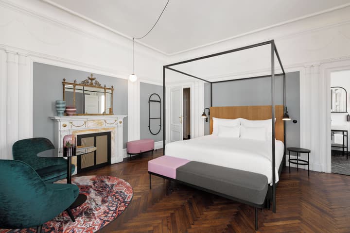 Hotel Astoria Vienna, Curio Collection by Hilton