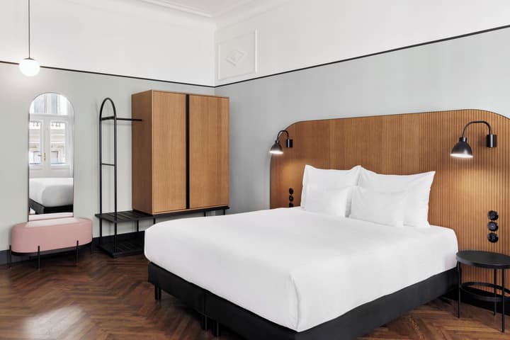 Hotel Astoria Vienna, Curio Collection by Hilton