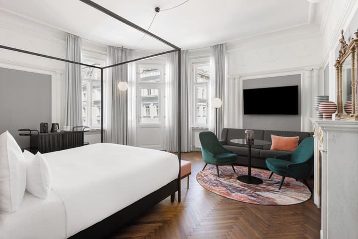 Hotel Astoria Vienna, Curio Collection by Hilton