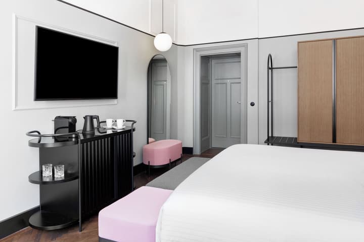 Hotel Astoria Vienna, Curio Collection by Hilton
