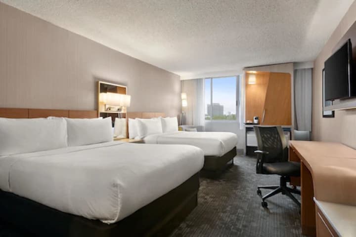 Wyndham Garden at Niagara Falls