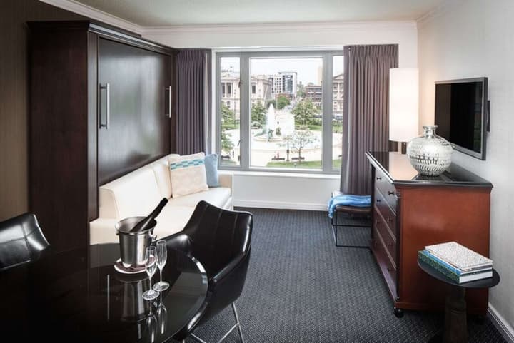 The Logan Philadelphia, Curio Collection by Hilton
