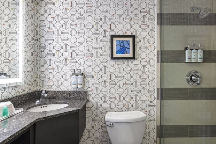 Holiday Inn Toronto Downtown Centre by IHG