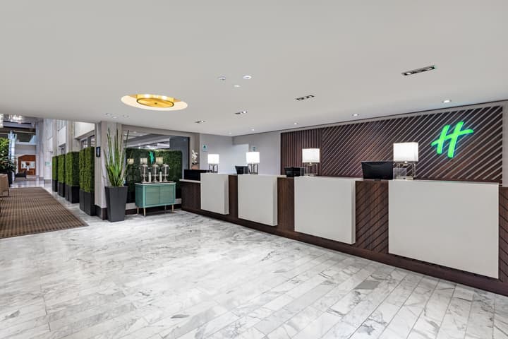 Holiday Inn Toronto Downtown Centre by IHG