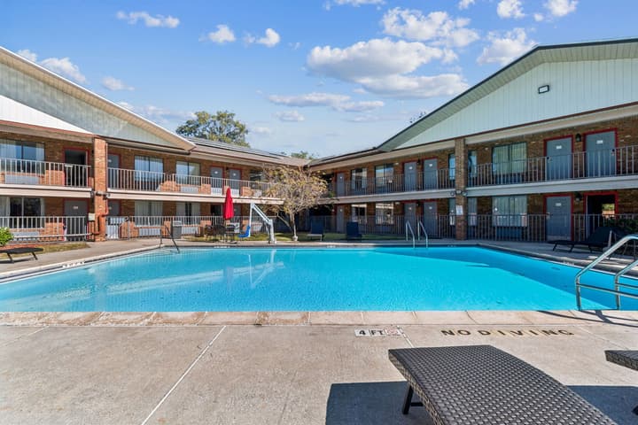Ramada by Wyndham Temple Terrace/Tampa North