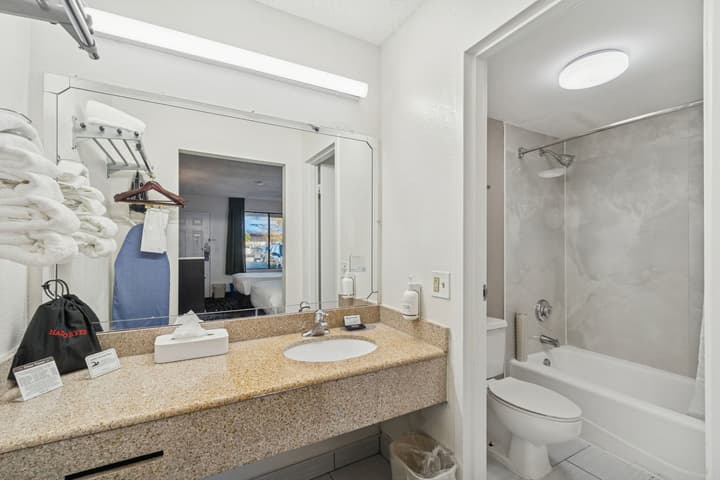Ramada by Wyndham Temple Terrace/Tampa North