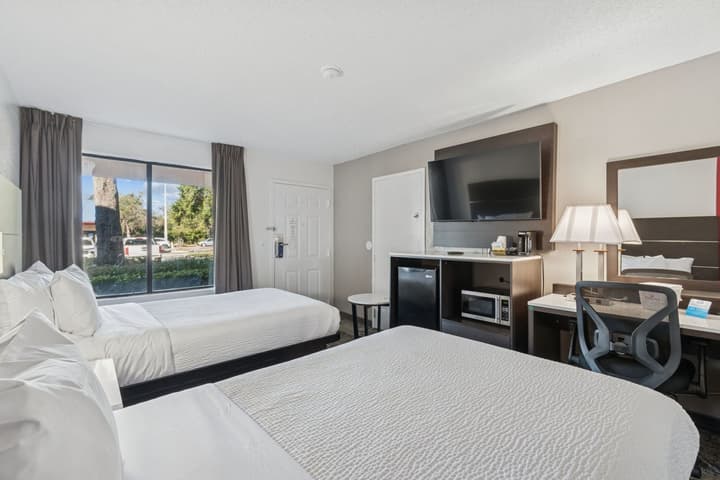 Ramada by Wyndham Temple Terrace/Tampa North