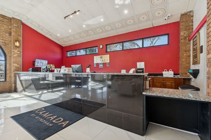 Ramada by Wyndham Temple Terrace/Tampa North