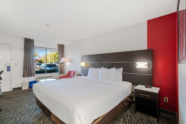 Ramada by Wyndham Temple Terrace/Tampa North