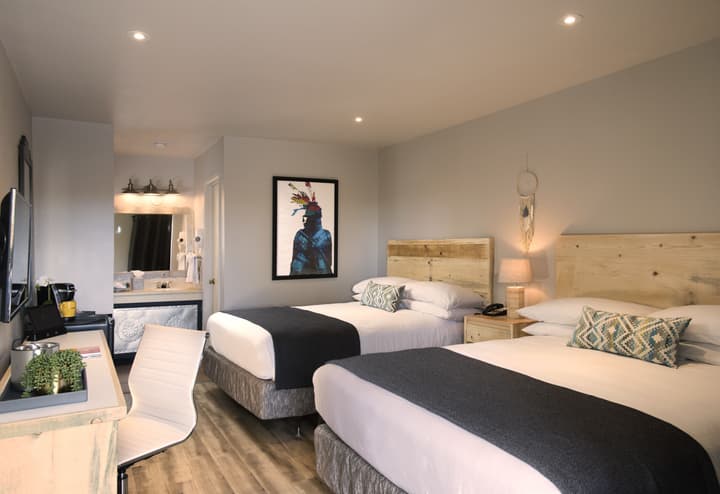 The Sage Hotel