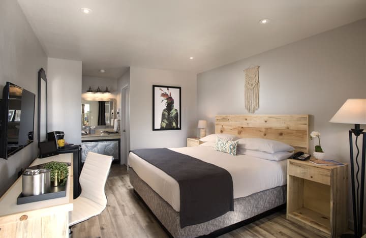 The Sage Hotel