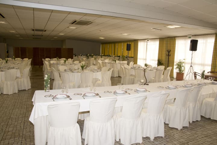Hotel Rainha D. Amelia, Arts & Leisure