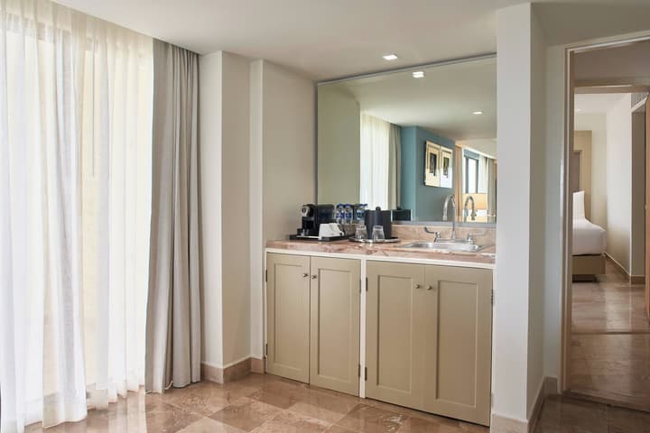 Marriott Puerto Vallarta Resort & Spa