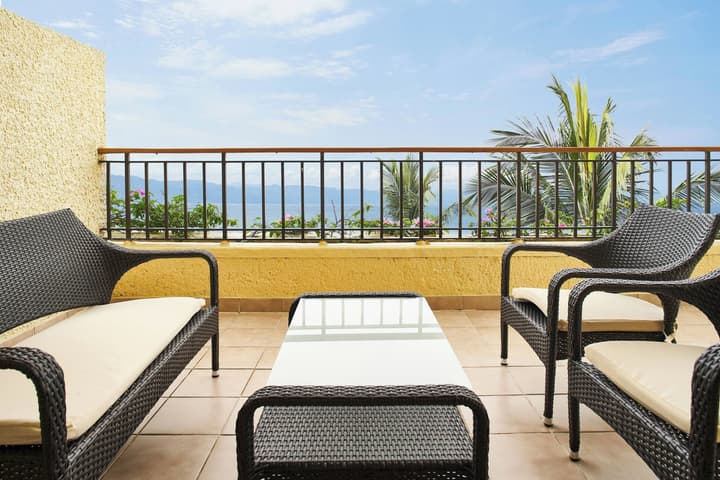 Marriott Puerto Vallarta Resort & Spa