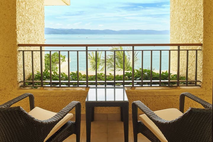 Marriott Puerto Vallarta Resort & Spa